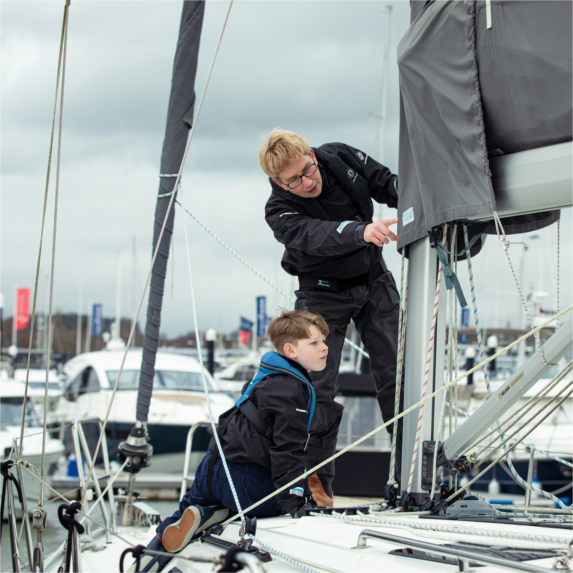 2026 Crewsaver Junior Crewfit 150N Lifejacket Auto With Harness 9705BA - Blue